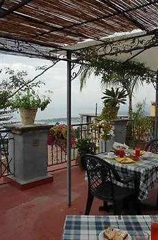 Floresta Panzió Taormina